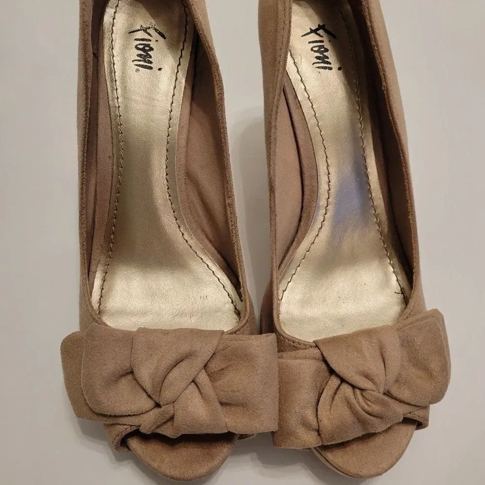 FIONI BEIGE HEELS  - Picture 2 of 16